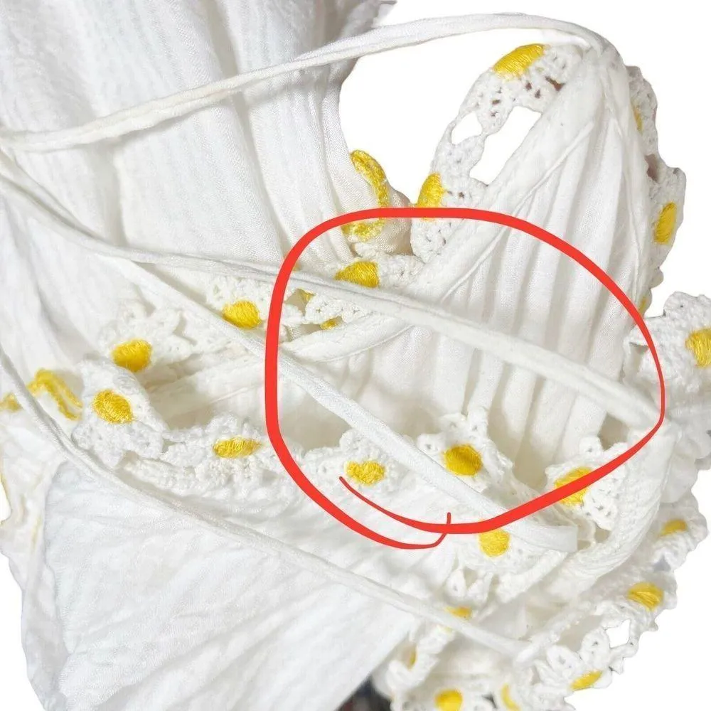 Tularosa Raz Midi Dress Women’s Size Medium White Embroidered Daisy Tiered - Image 10