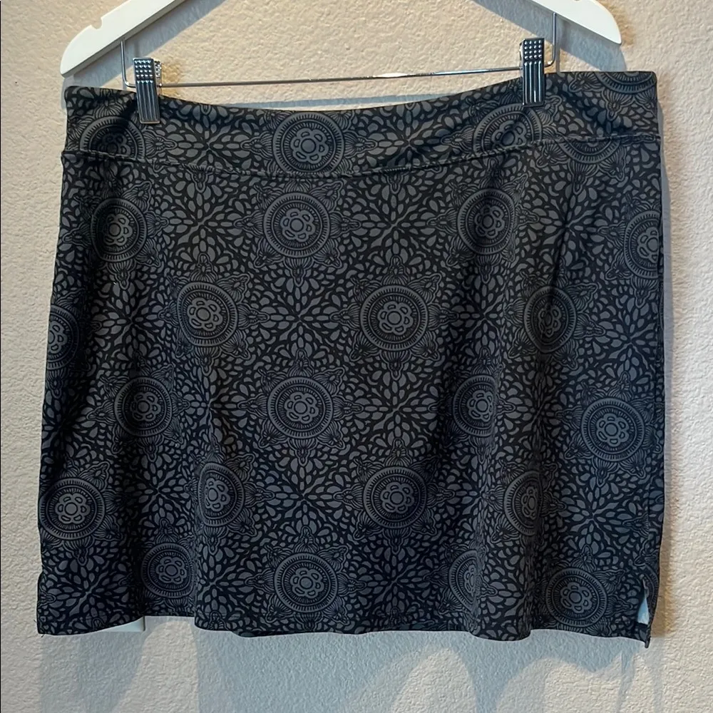 Tranquility by Colorado Clothing Women’s Black Gray Skirt Skort Size XXL - Image 2