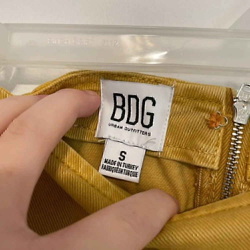 NEW NWT BDG URBAN OUTFITTERS Sara Twill High Waisted Mini Skirt Mustard Yellow S - Image 6