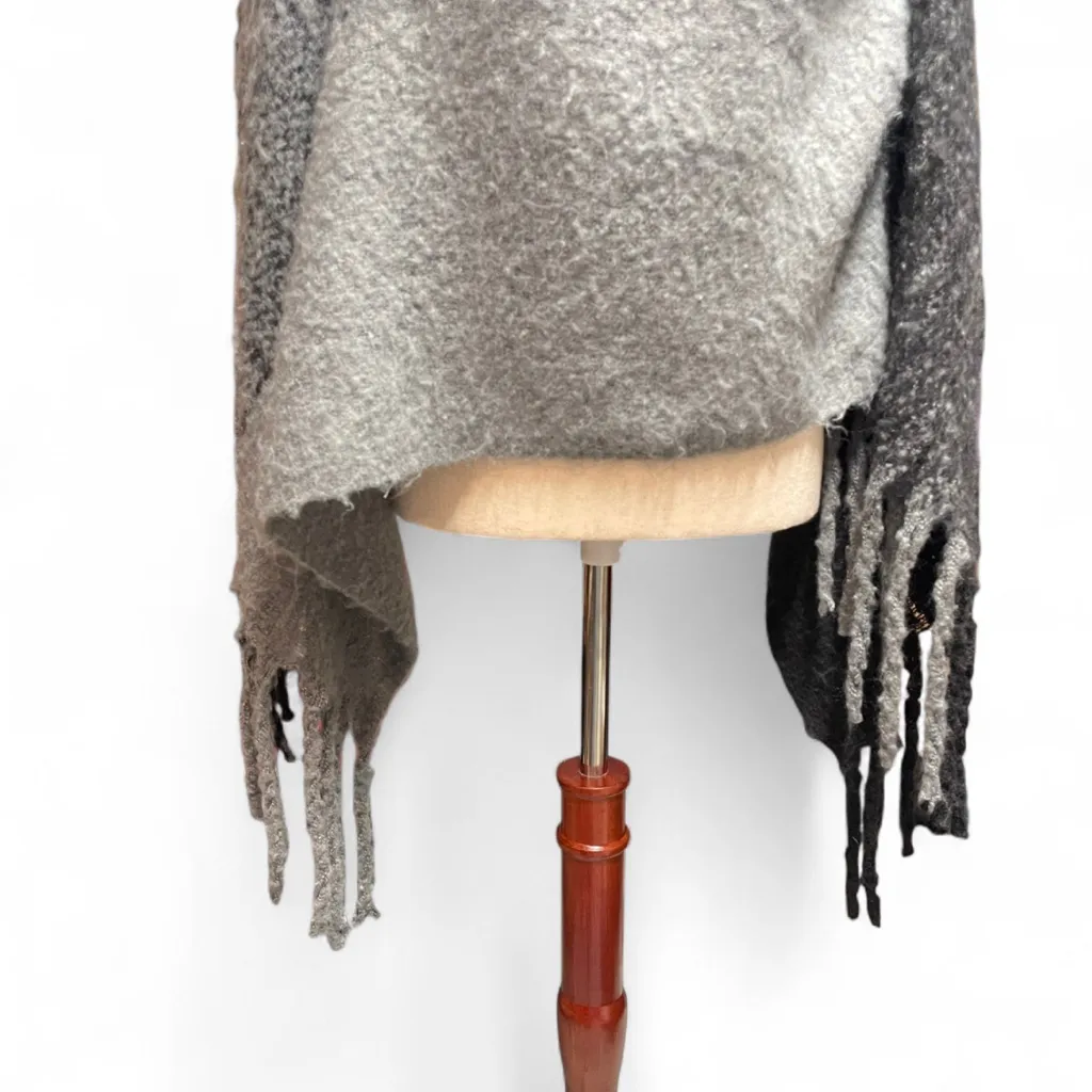Womens Scandi Girl Gray Fuzzy Fleece Fringe Poncho Minimalist Winter One Size Size undefined - Image 3