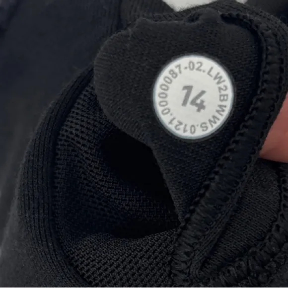 Lululemon Flow Y Bra Nulu Light Support A–C Cup Women's Size 14  Le Tigre Camo - Image 2