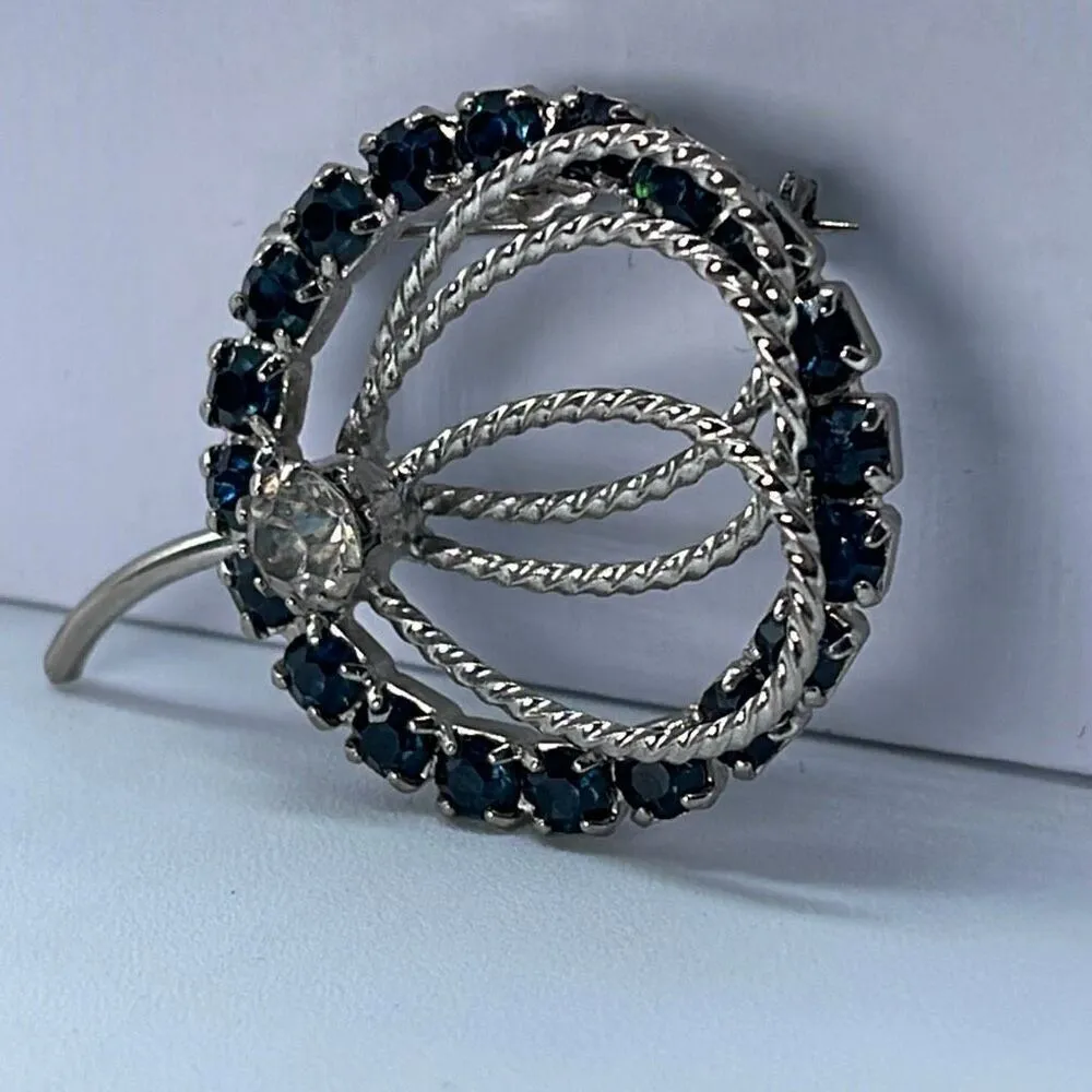 Vintage midnight blue and clear crystal brooch Blue - Image 2