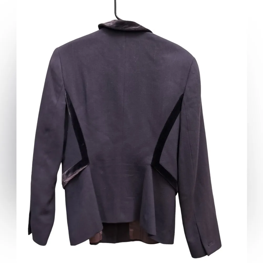 Tahari ‎ Ladies two pcs suit size 10 - Image 14