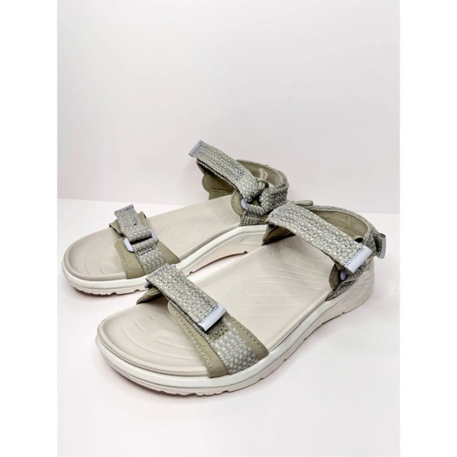 Ecco Water Sandals Size 5.5US X-Trinsic in Vetiver Comfort Technology Open Toe - Image 2