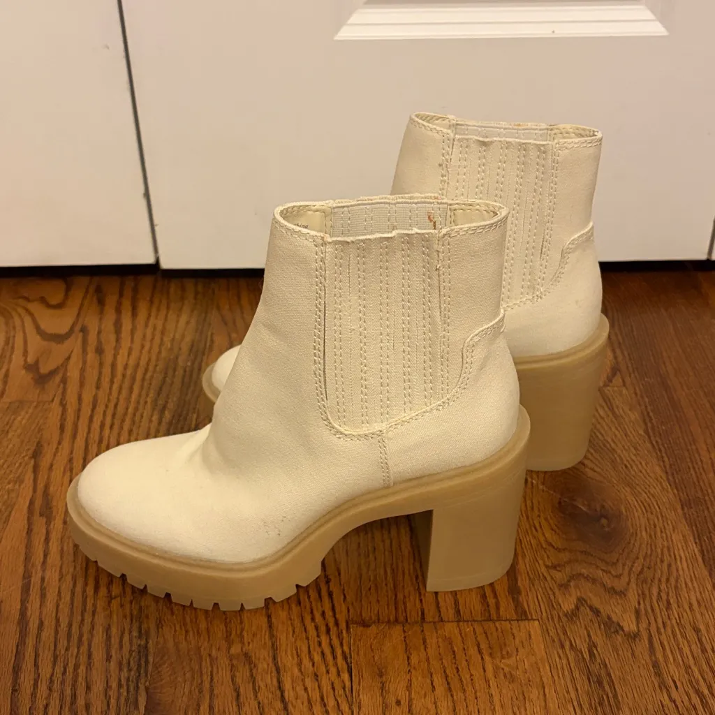 Dolce Vita Caster H2O Canvas booties Size 7.5 New without Box - Image 3