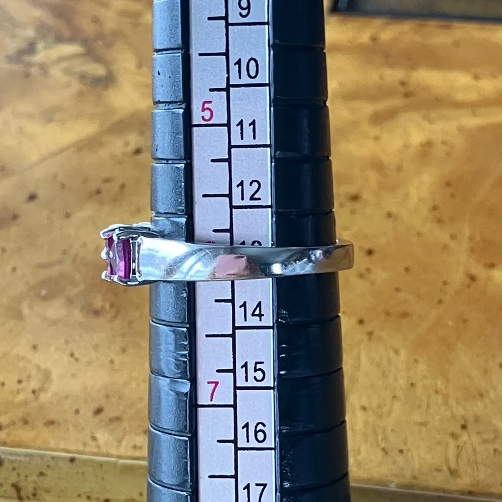 Natural Raspberry Garnet Sterling Silver Ring Size 6 - Image 9