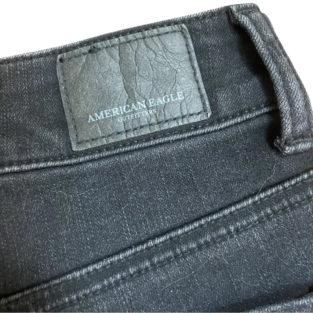 American Eagle Black Denim Floral Lace Shorts - Image 5