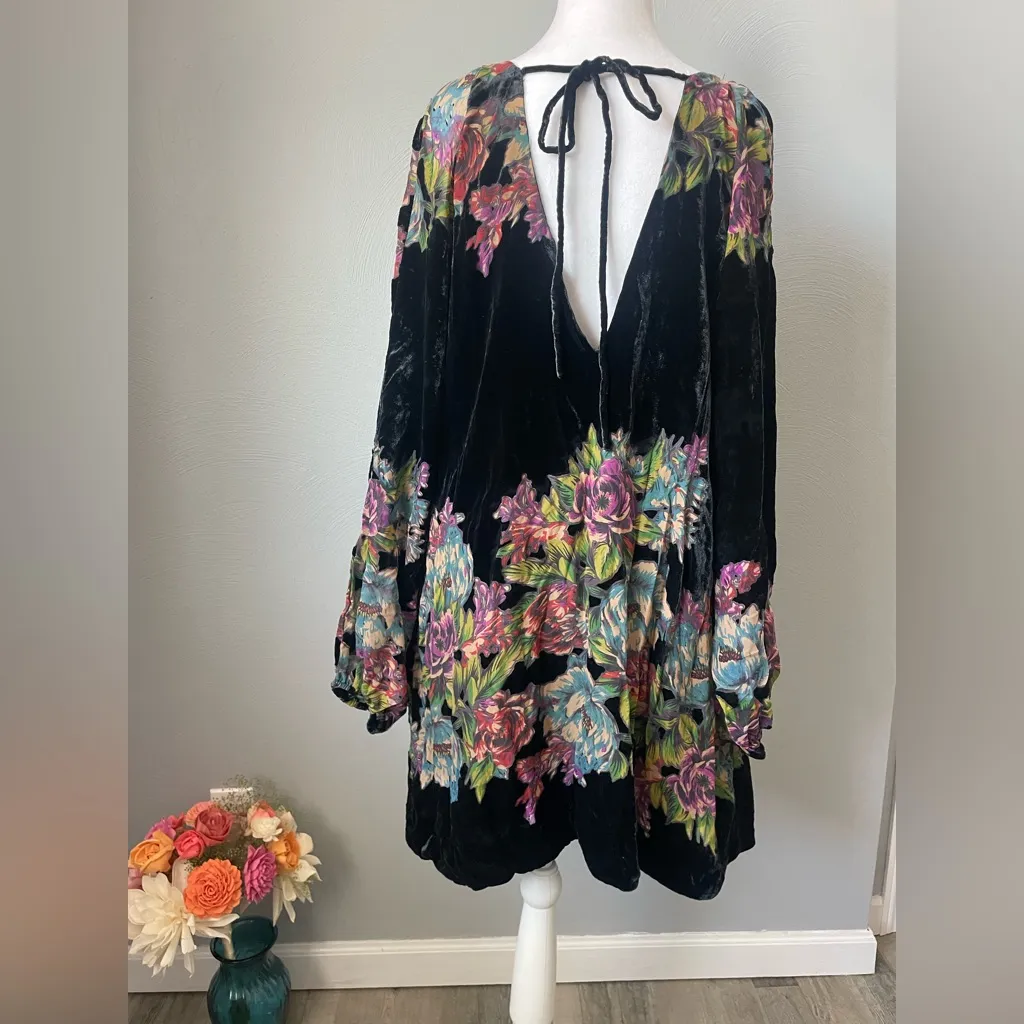 Free People Misha Burnout Velvet Mini Dress Black Floral Boho Whimsigoth V-Neck - Image 6