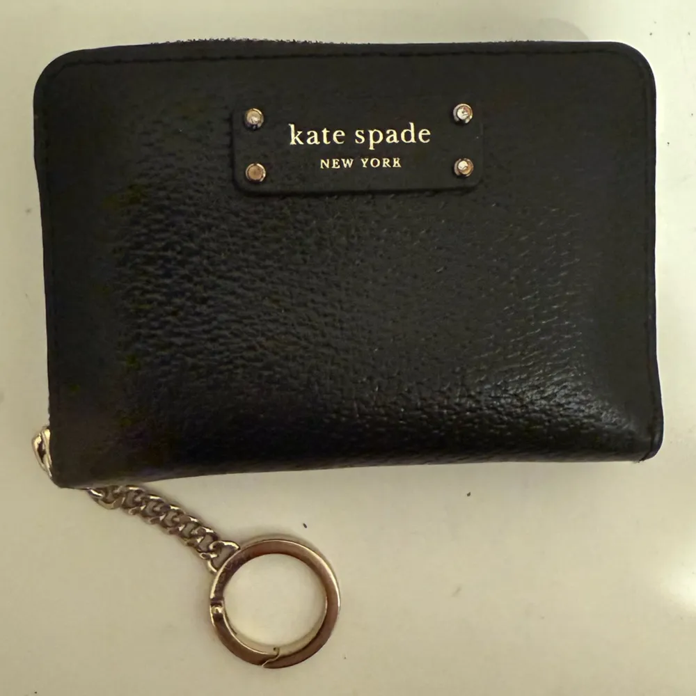 Kate Spade Jeanne Black Leather Zip Around Wallet Key Chain Ring Small - Image 2