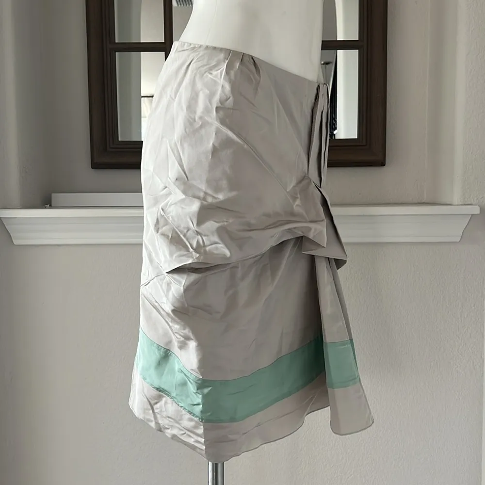 NEW Marc Jacobs Grey Pleated Detail Midi Skirt, Size 6 EXCELLENT! - Image 4