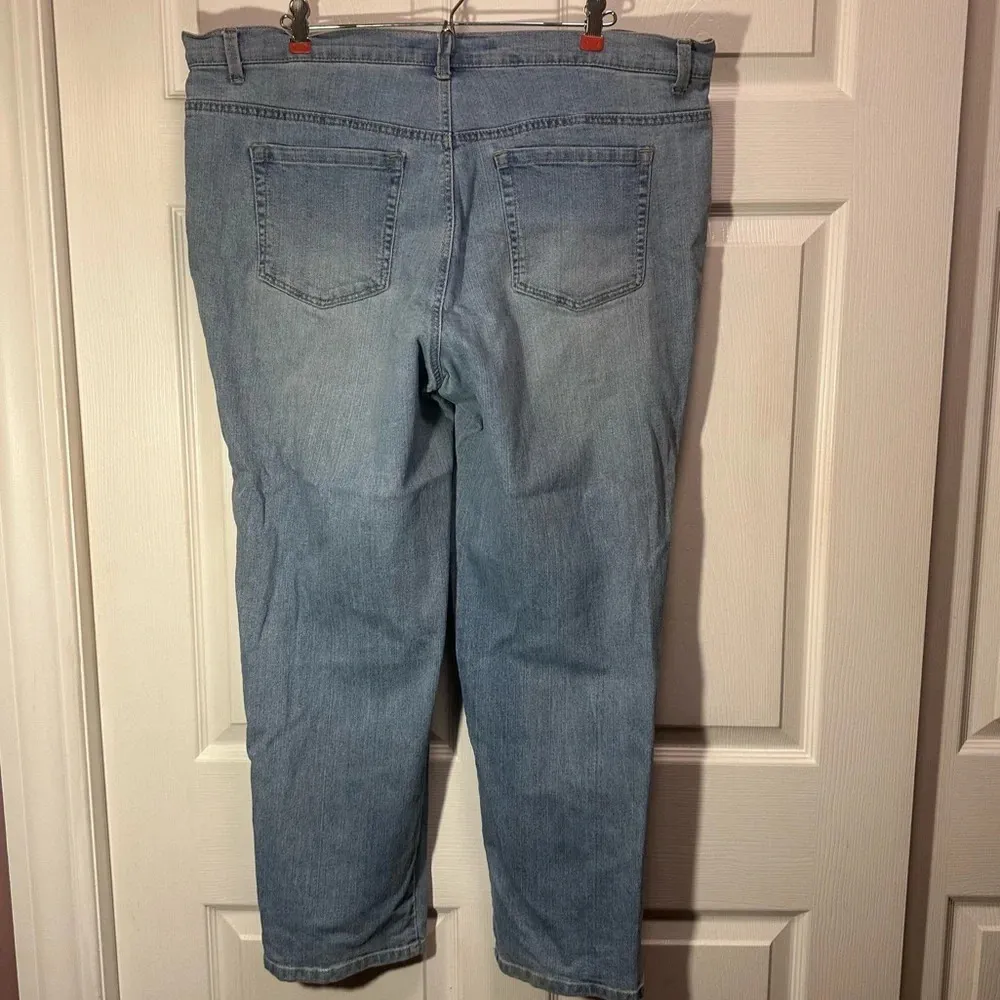 Gloria‎ Vanderbilt 16w Amanda Light wash straight leg jeans plus size - Image 3