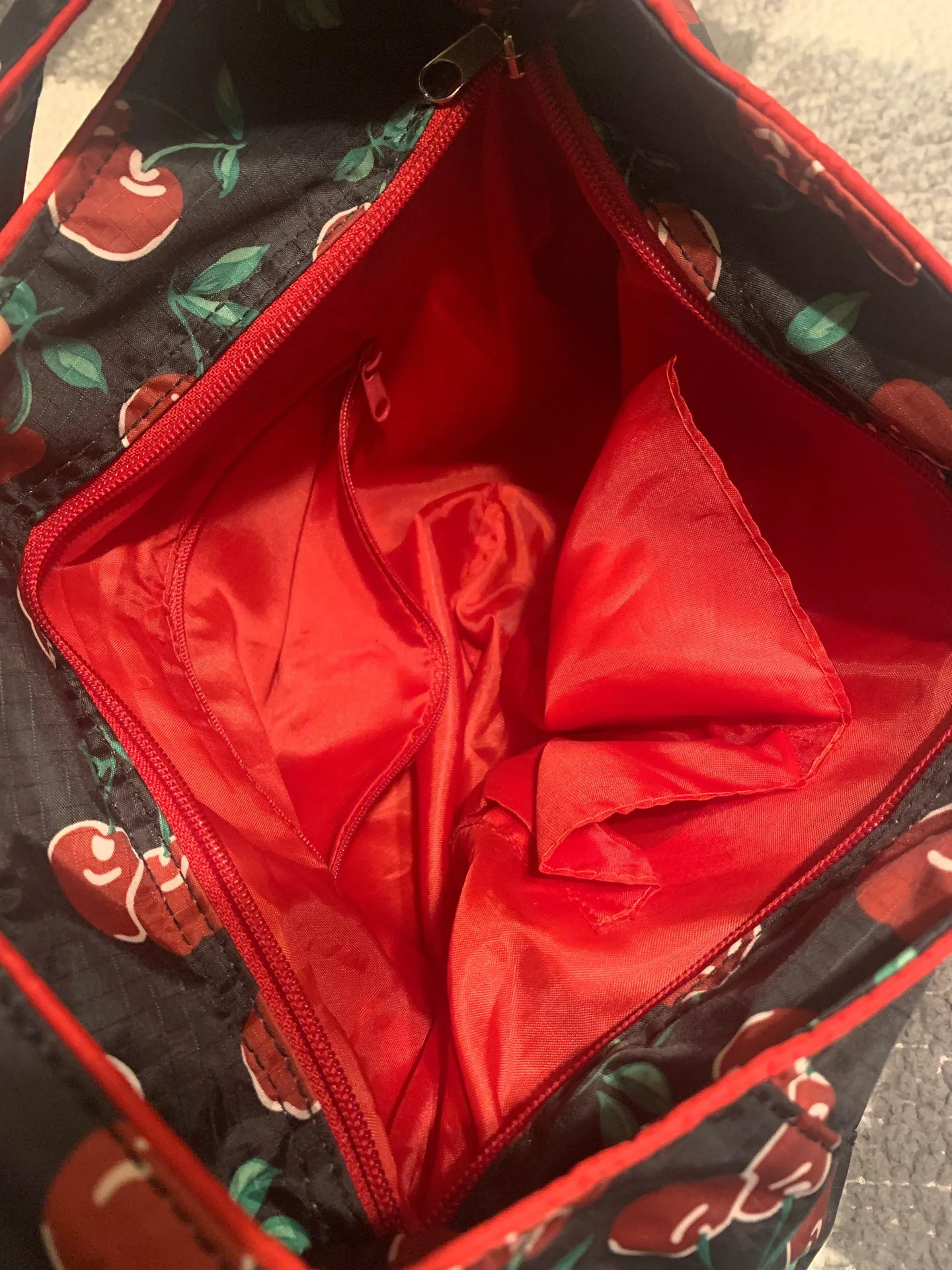 Cherry print Mini Bag Multiple - Image 4