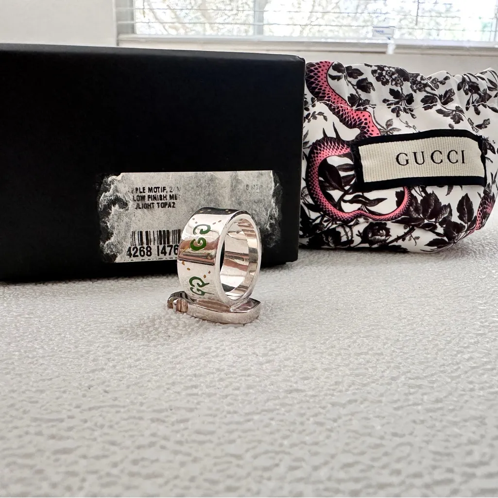 NWOT authentic Gucci Sterling Silver Enamel GucciGhost Pineapple GG Ring us6 - Image 13