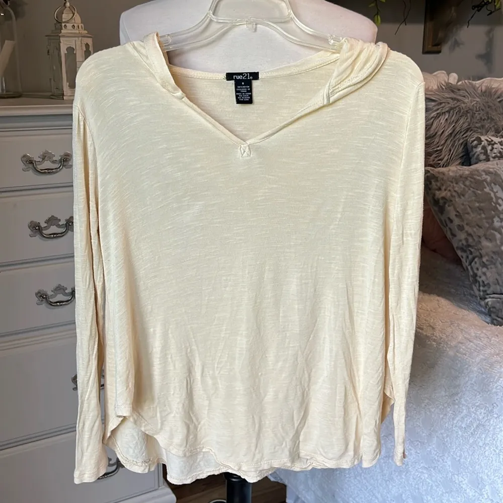 Long Sleeve Hoodie Lightweight Pullover Comfy Beige - Image 5