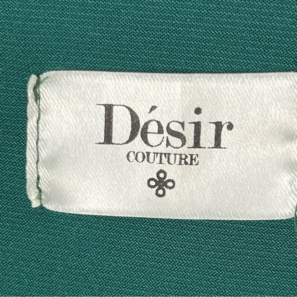 DESIR COUTURE Emerald Green Velvet Side Split Pleated Waist Maxi Dress Small - Image 3