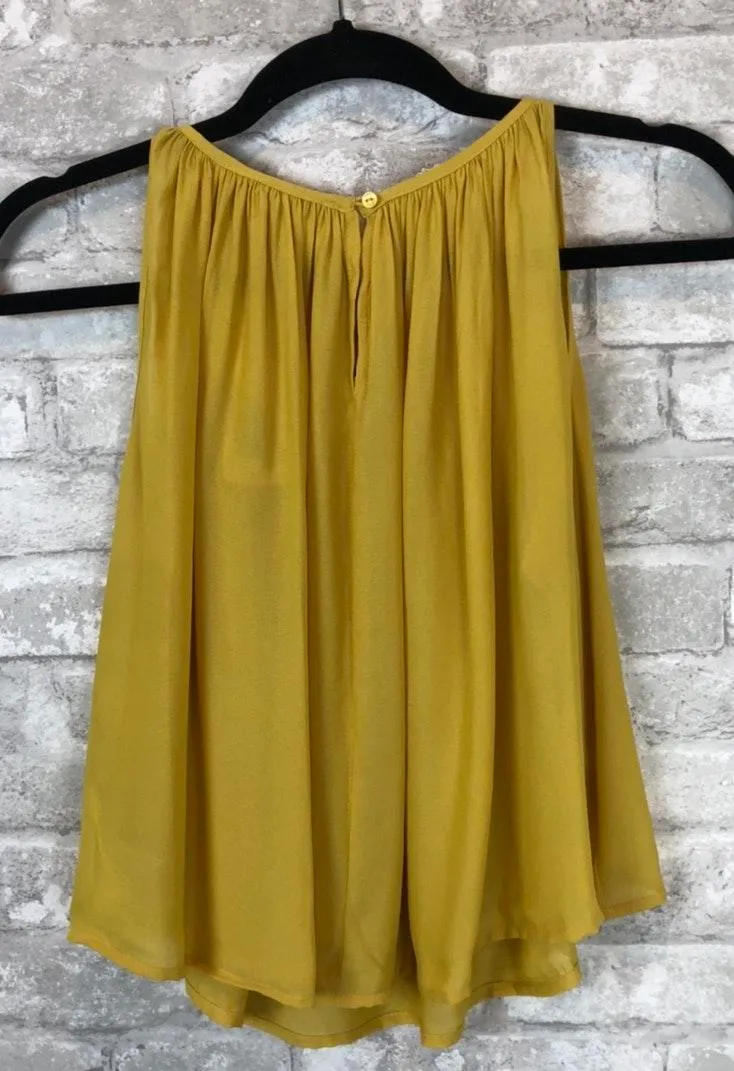 NWT  Sleeveless Woven Top - Image 5