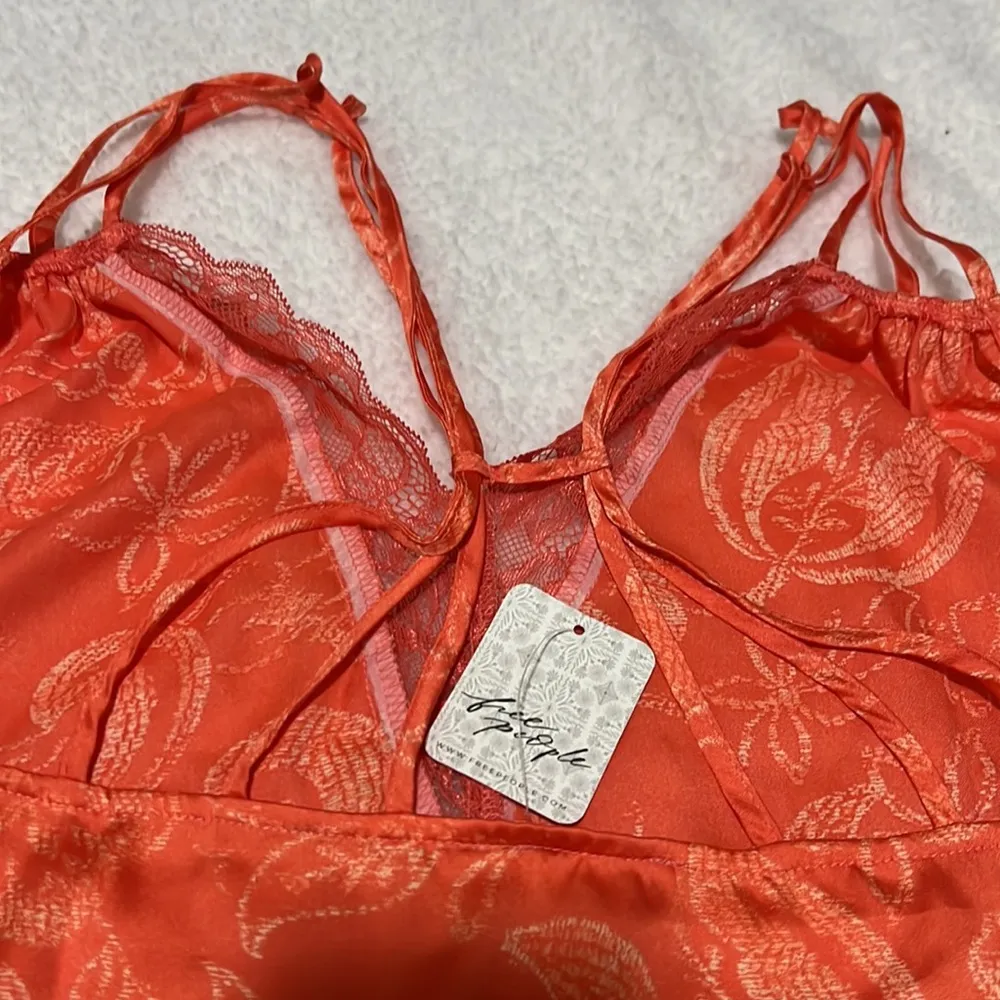 Off The Coast Cami Color: Coral floral print Size M NWT - Image 7