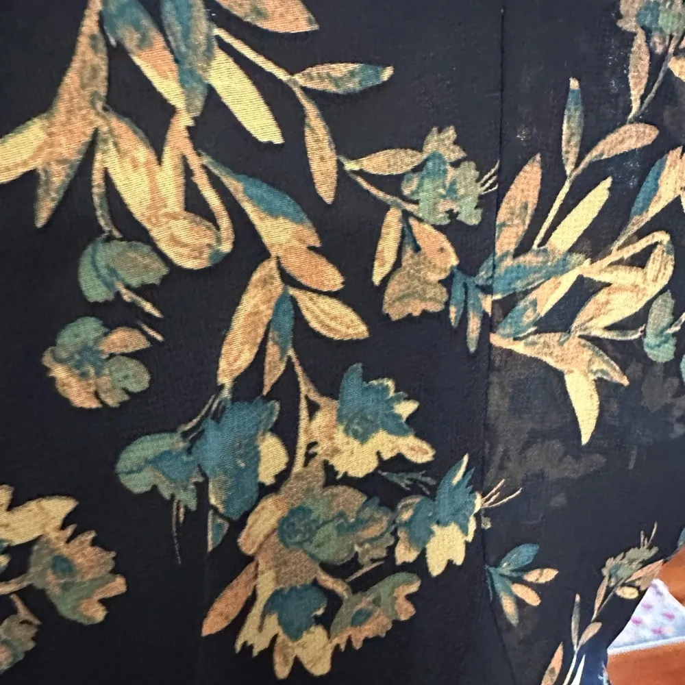 Brina and Em Navy floral mini dress sz M Blue Size M - Image 4