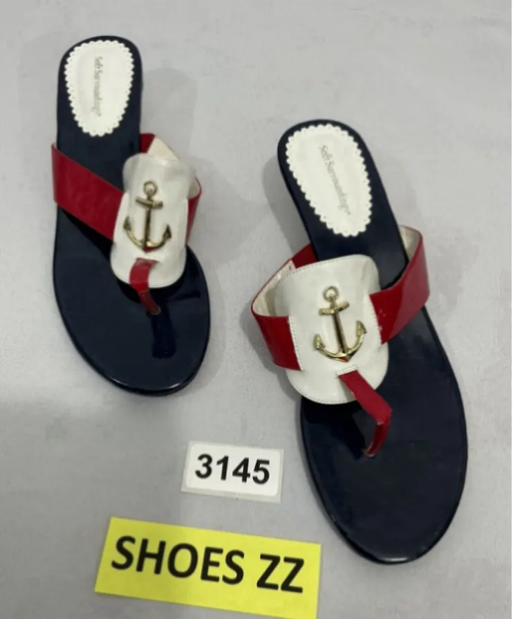 Womans Soft Surroundings 10 C Multicolor Nautical Thong Slip On Sandals NWOT - Image 1