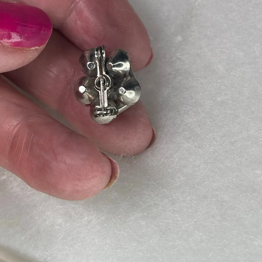 Vintage Domed Prong Set Clear round baguette Rhinestone Brooch Silver - Image 5