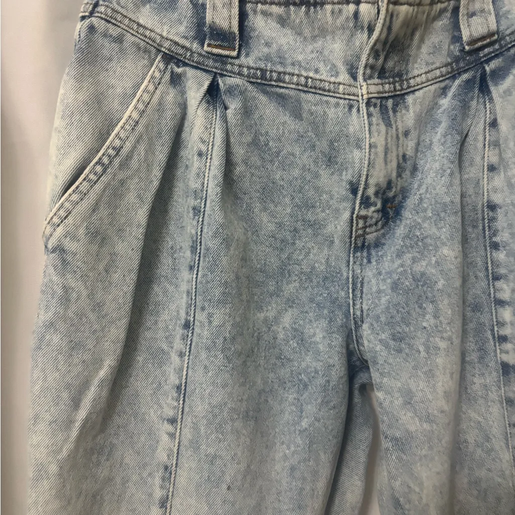 BDG women Washed Denim Jeans - Image 2