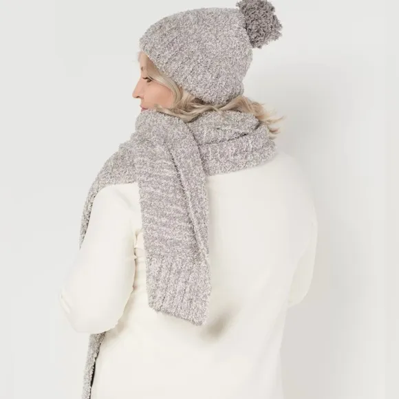 NWT Barefoot Dreams CozyChic Pom Pom Beanie & Scarf Gift Set - Charcoal - Image 2
