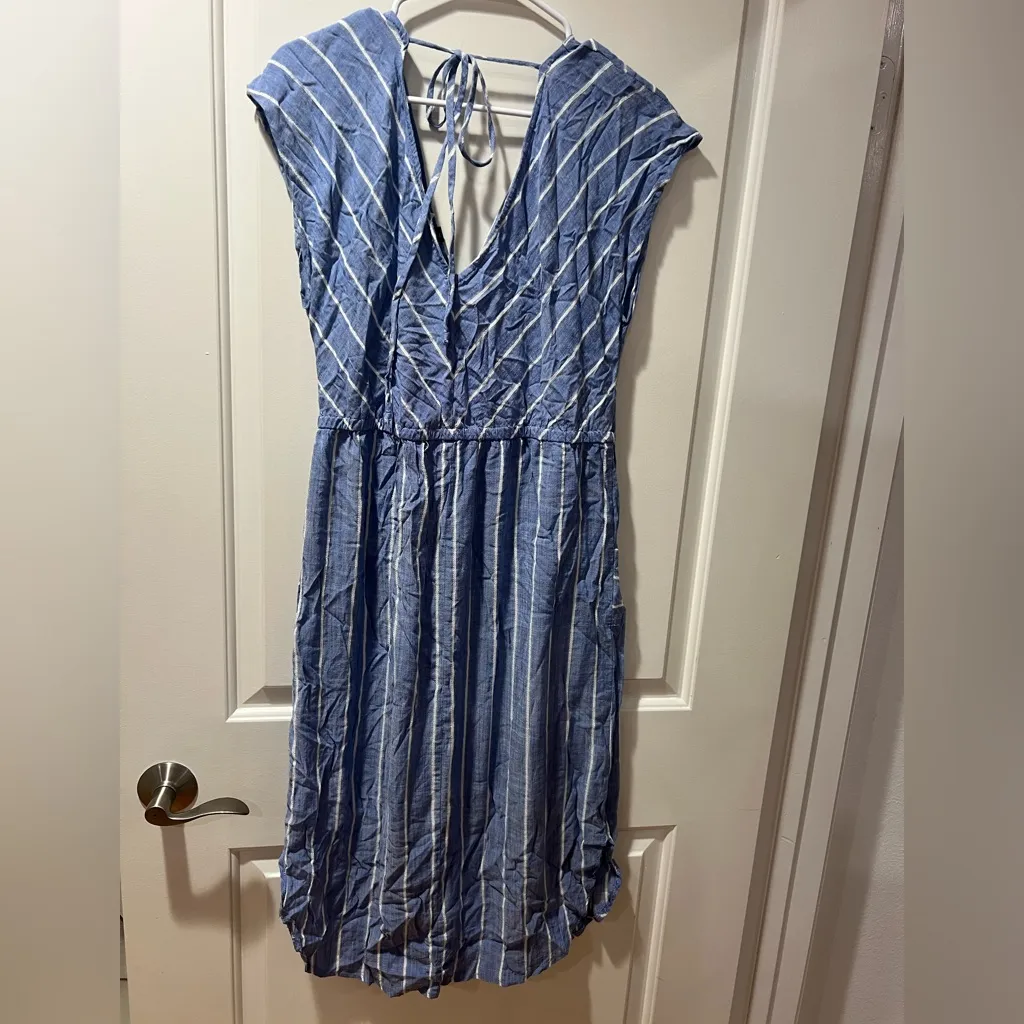 Universal Thread Blue and White Striped Midi Dress - Image 2