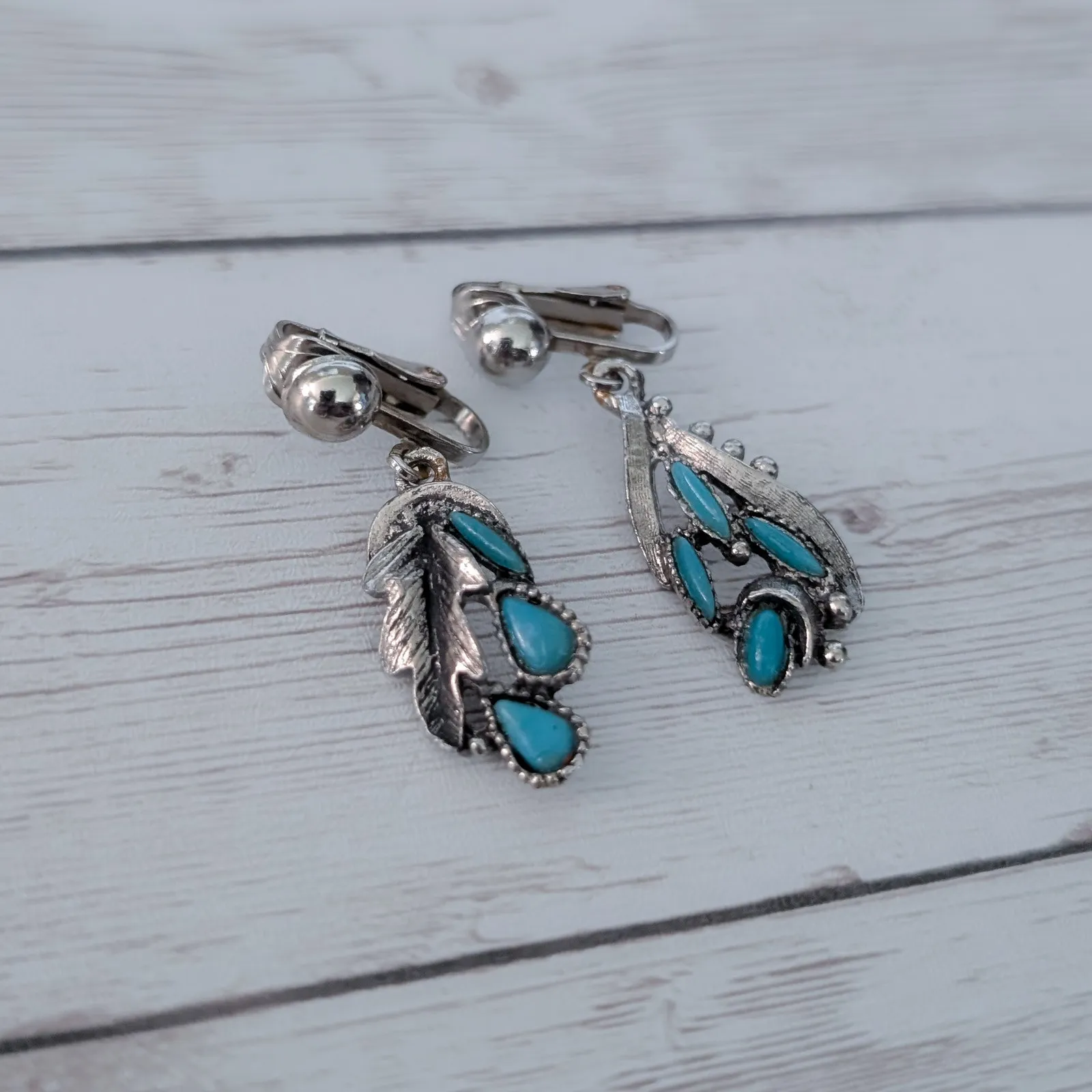 Vintage Clip On Earrings - Image 2