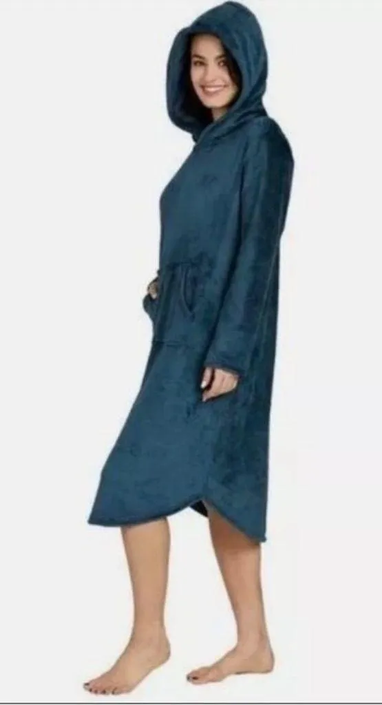 Nwt 32 Degrees teal fuzzy sleepwear/robe size L/XL nice and cozy! - Image 2