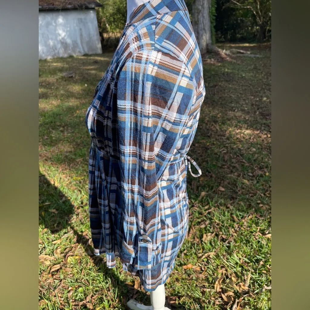 Charlotte Russe vintage blue/brown plaid 3/4 sleeve back tie babydoll top. Sz S. - Image 4