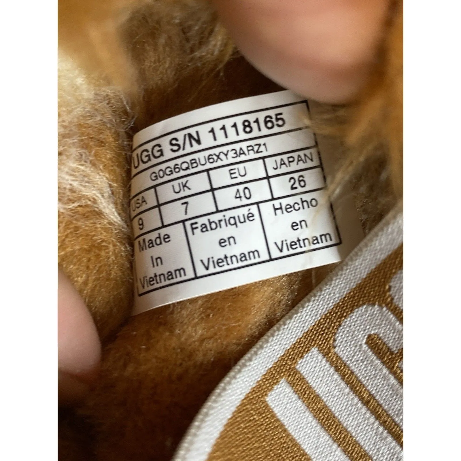 NWOT UGG Oh Yeah Spots Slipper 1118165 Natural Real Lamb Fur Women's Size 9 - Image 5