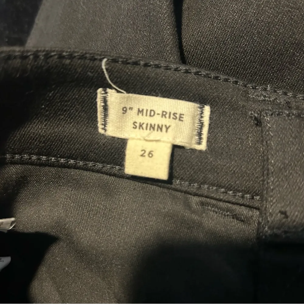 Madwell Black Velvet Stripe 9" Mid Rise Skinny Jeans Size 26 - Image 10