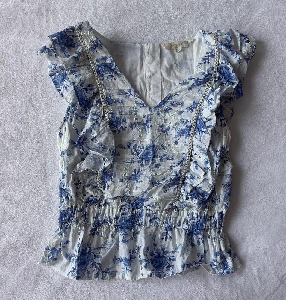 Anthropologie Floral Blue and White Ruffle Top - Image 2