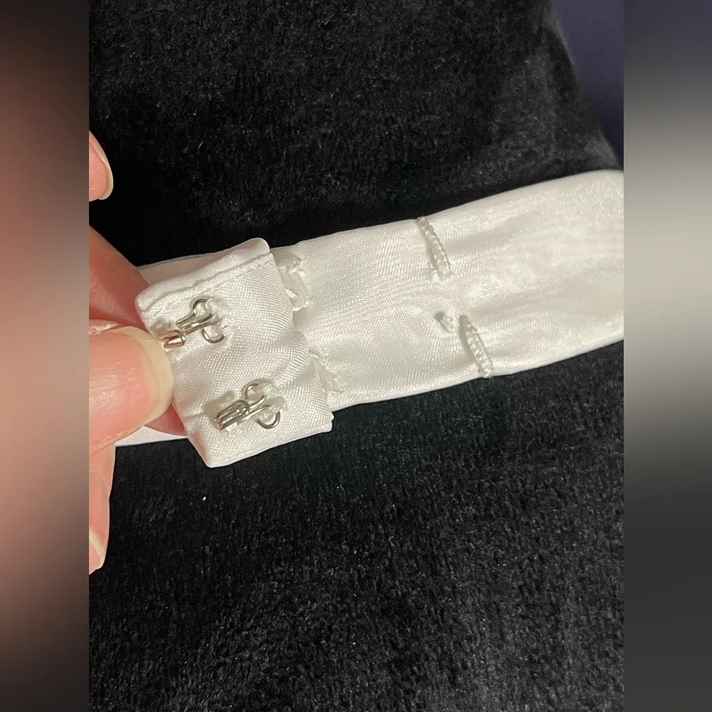 Davids Bridal Wedding Dress Tea Length Organza White Beach V Neck Halter Sz 10 - Image 12