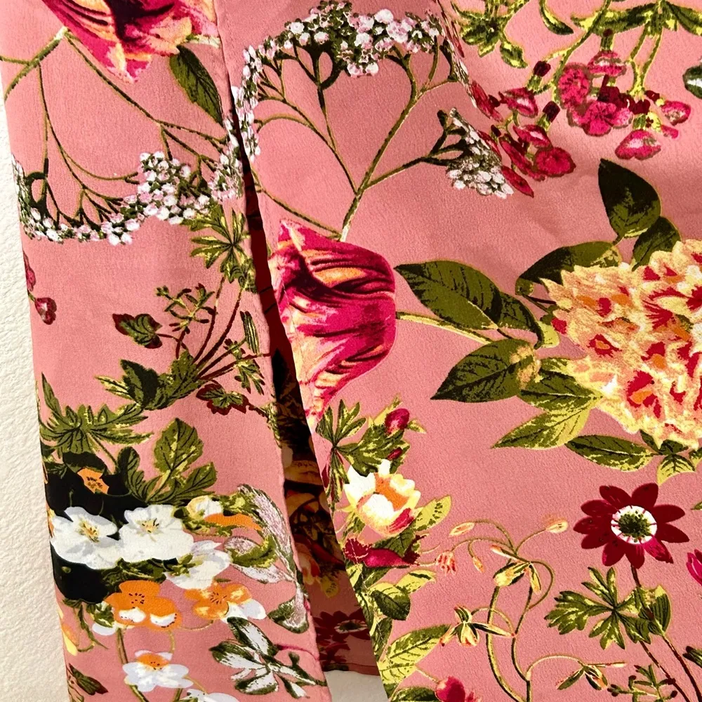 Salmon floral dress Size 4 - Image 4