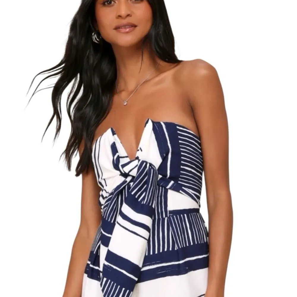 Lulus New Delphi Blue and White Striped Tie-Front Strapless Romper sz S - Image 2