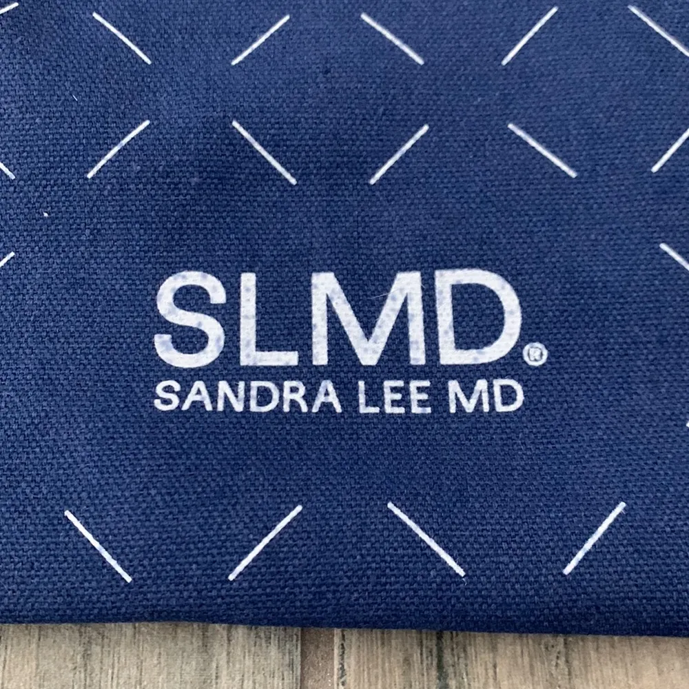 Lee Sandra  md dr pimple popper small tote bag - Image 2
