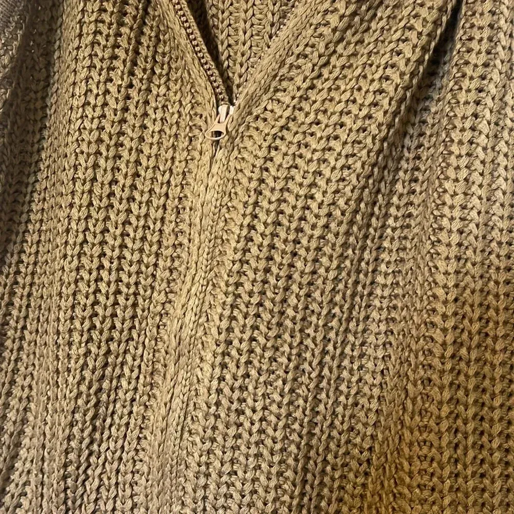 Wishlist  knitted zip up hooded vest - Image 3