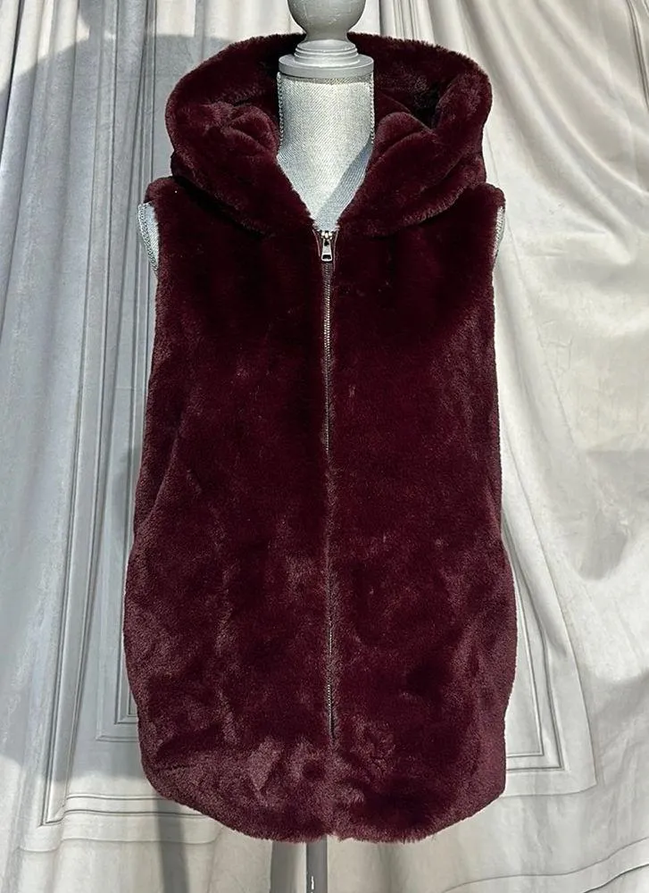 Simply Vera Vera Wang Faux Fur Vest - Size M - Image 2