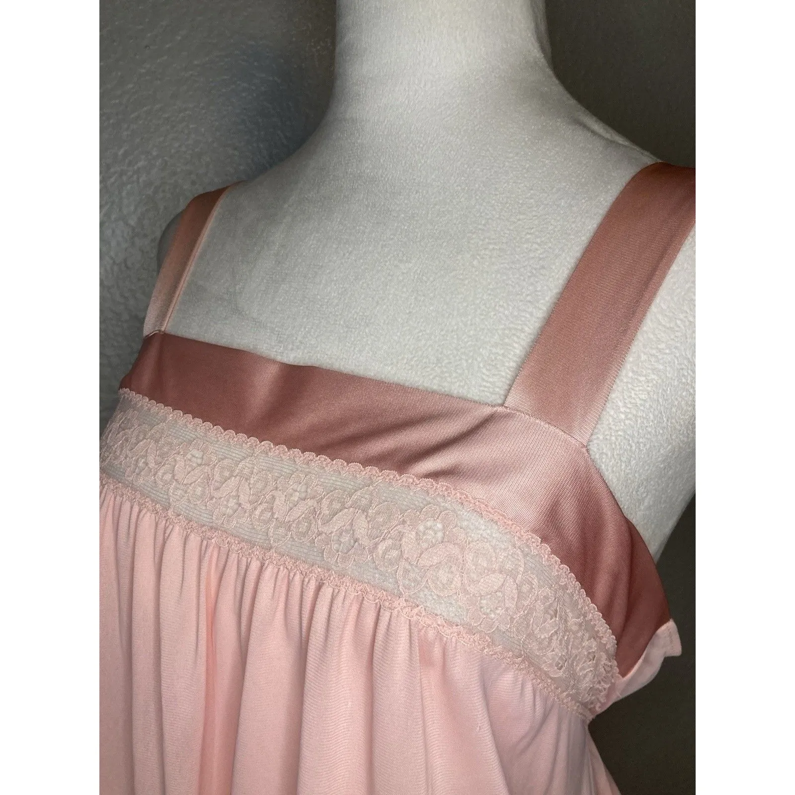 Vintage Vanity Fair M Peignoir Set Pink Women Nightgown Robe Nylon Lace Babydoll - Image 7
