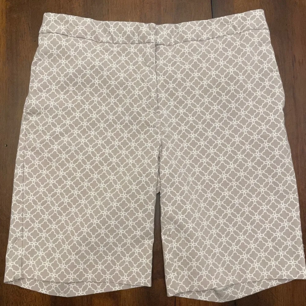 Mario Serrani shorts size 4 - Image 2