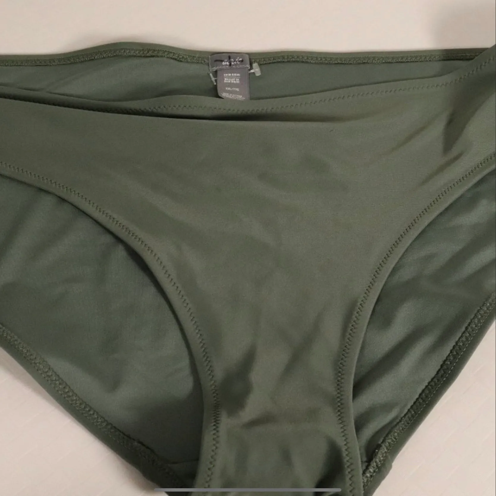 NWOT  Swim Bottoms Size XXL In Green - Image 4