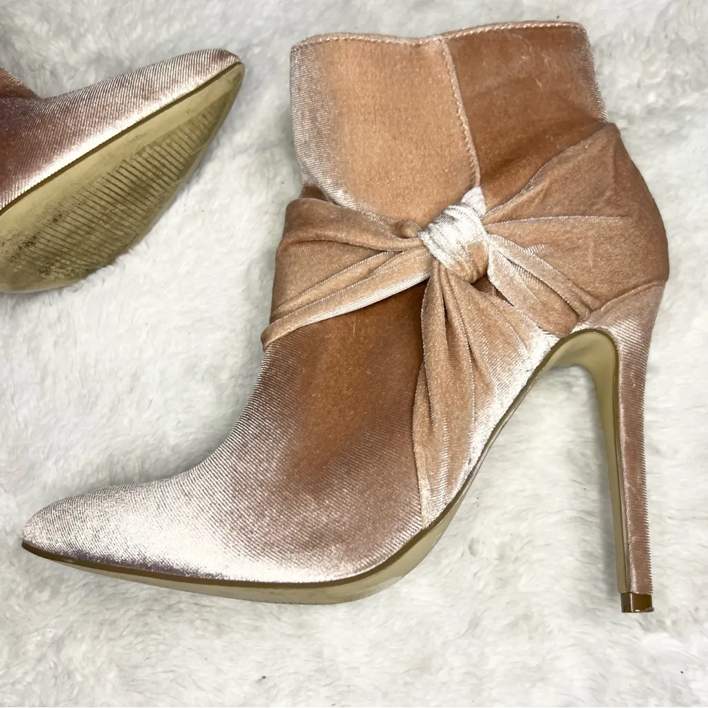 JustFab Karolina Blush Pink Velvet Bow High Heel Ankle Booties Size 8 Stiletto - Image 4