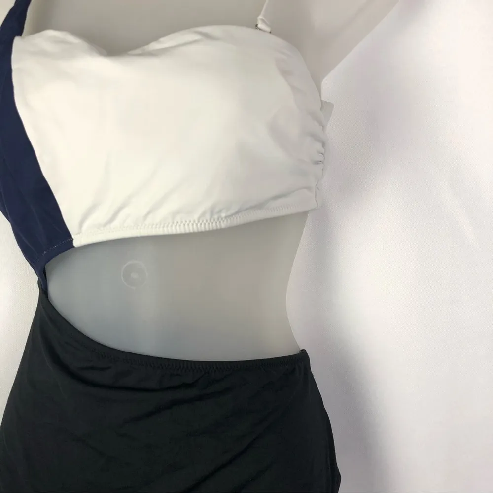 Athleta  Mod Block Cut Out One Piece Swimsuit M - Image 4