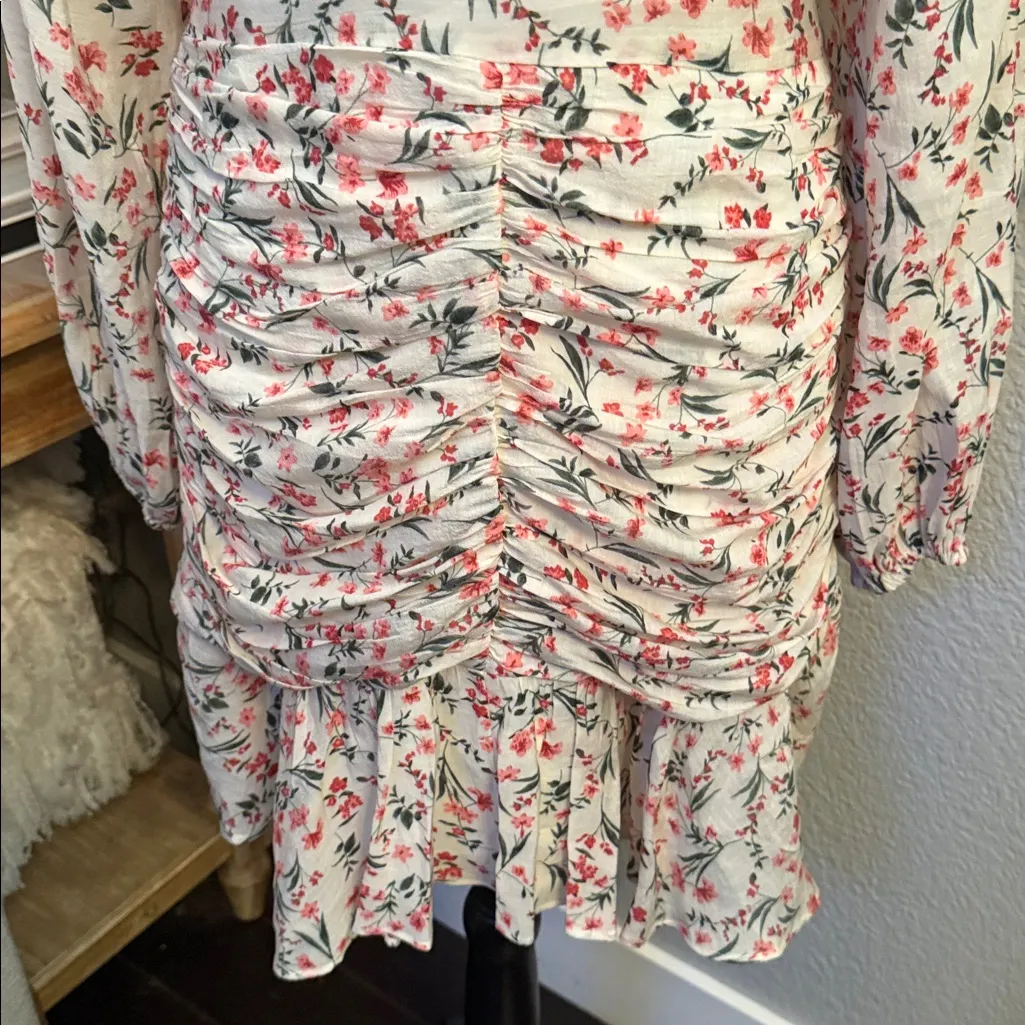 Revolve MinkPink Kacey Ruched Long Sleeve Floral Mini Dress Size Medium - Image 5