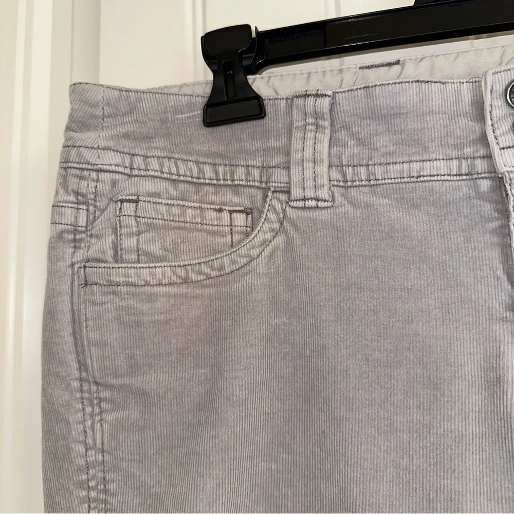 Sonoma + lifestyle, gray Low Rise Wide leg corduroy pants, women 4 average - Image 5