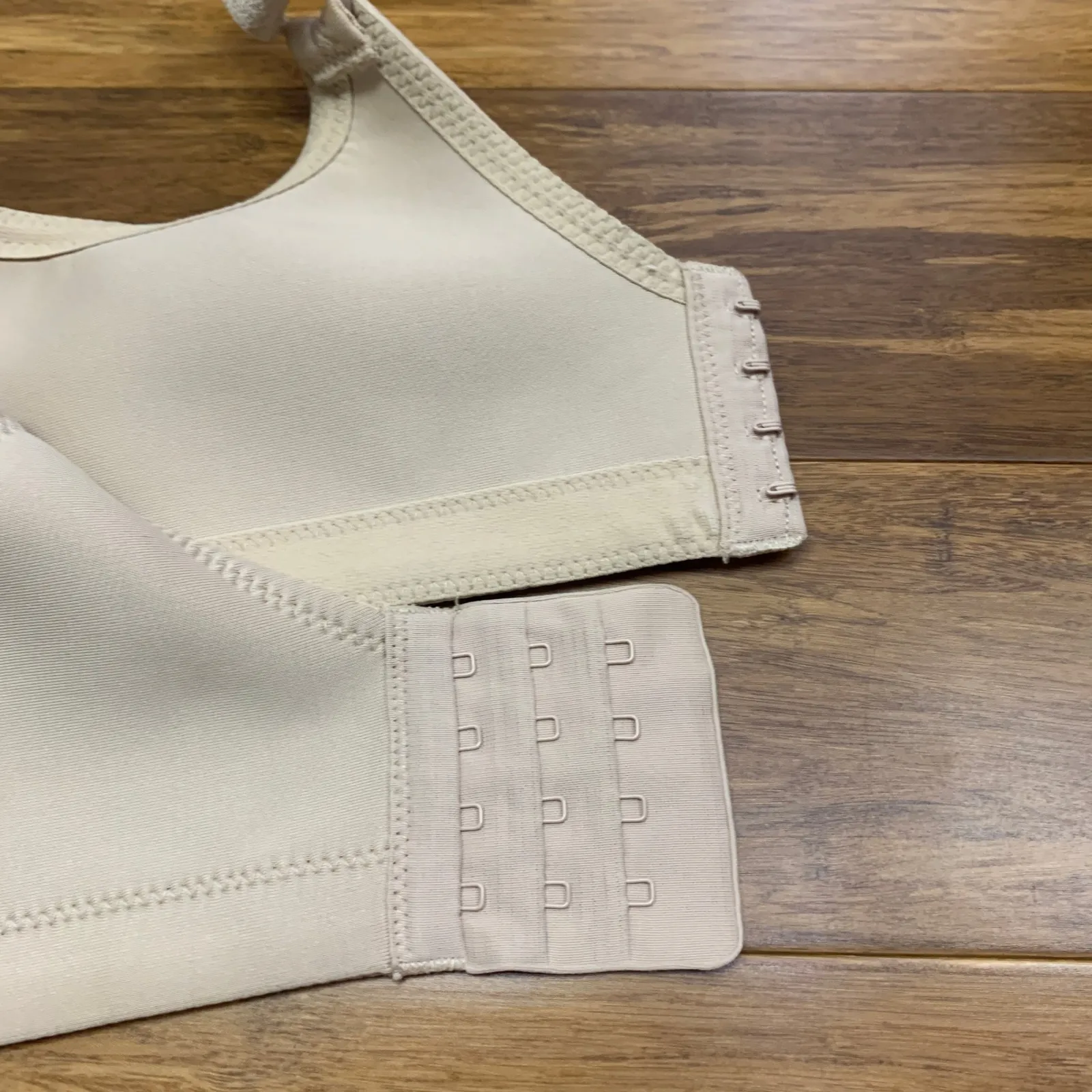 Vanity Fair  Smoothing Comfort‎ Wireless Full Coverage Bra 71380 Womens 40D Beige - Image 5