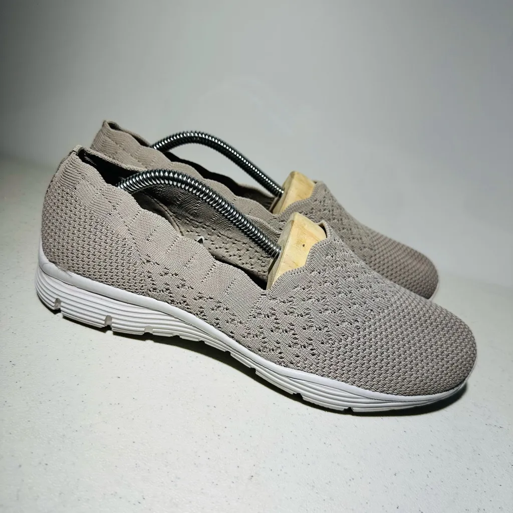 Skechers 49481 Skech Knit Classic Fit Memory Foam Slip On Loafer Taupe Sz 9 - Image 2