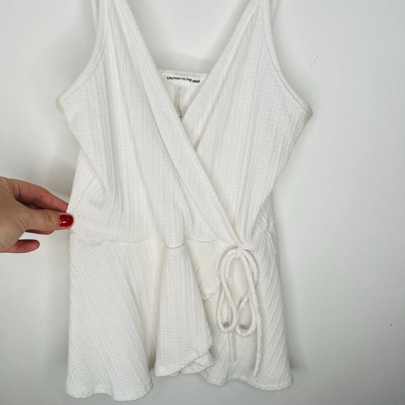 Caution To The Wind Size Small White Top Shirt Blouse - Image 3