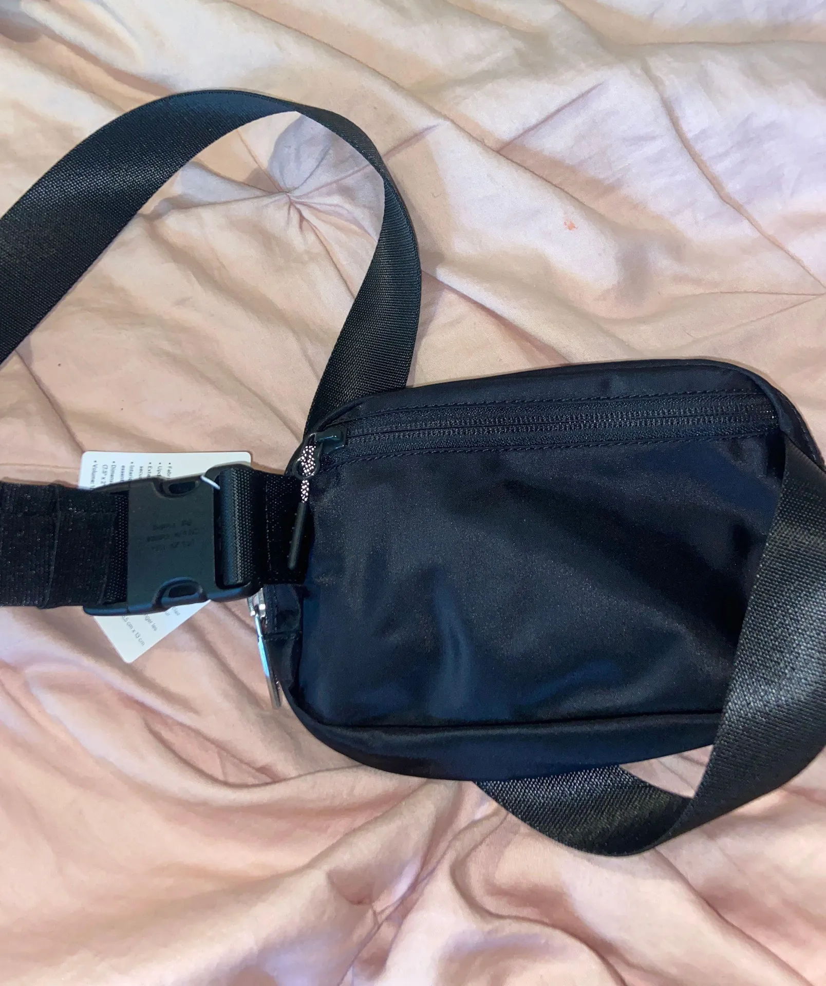 Lululemon Everywhere Belt Bag - Image 4